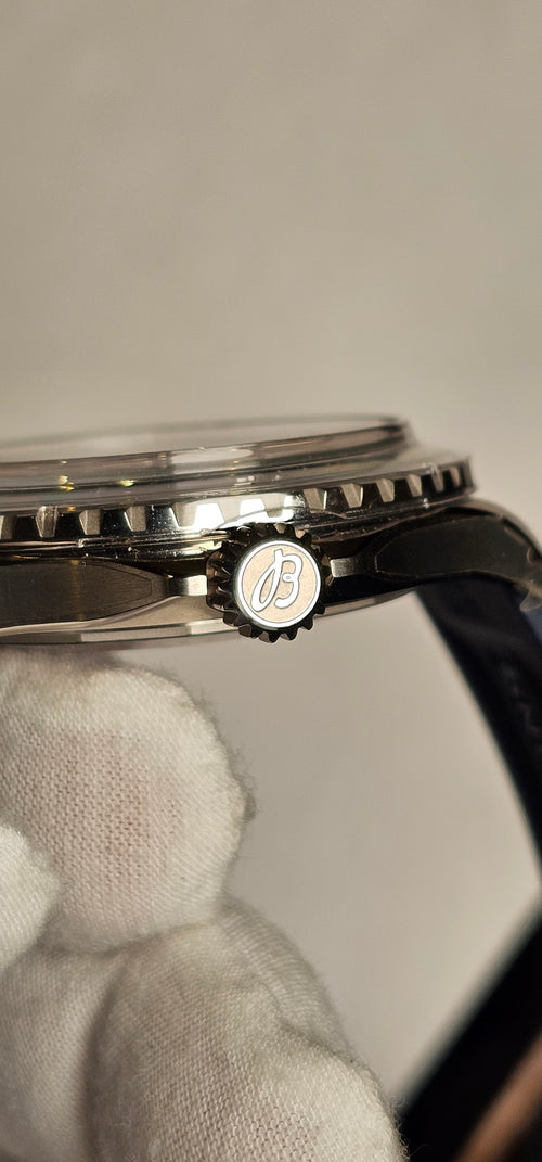 ***SOLD***Breitling Superocean 44 Reference #A17376 — Rubber Strap, Box & Papers