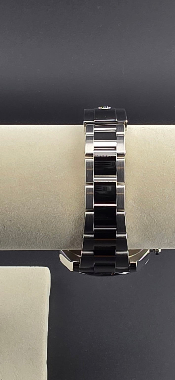Rolex Datejust 41 116300 clasp detail
