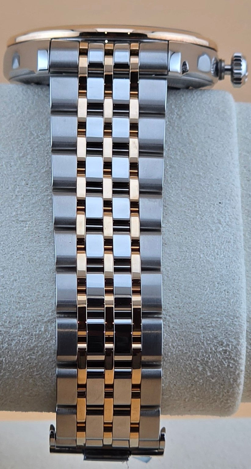 Tudor 1926 Ref. 91451 two-tone bracelet detail