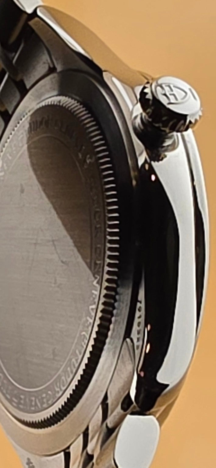 Tudor 1926 reference 91842 case and crown side view