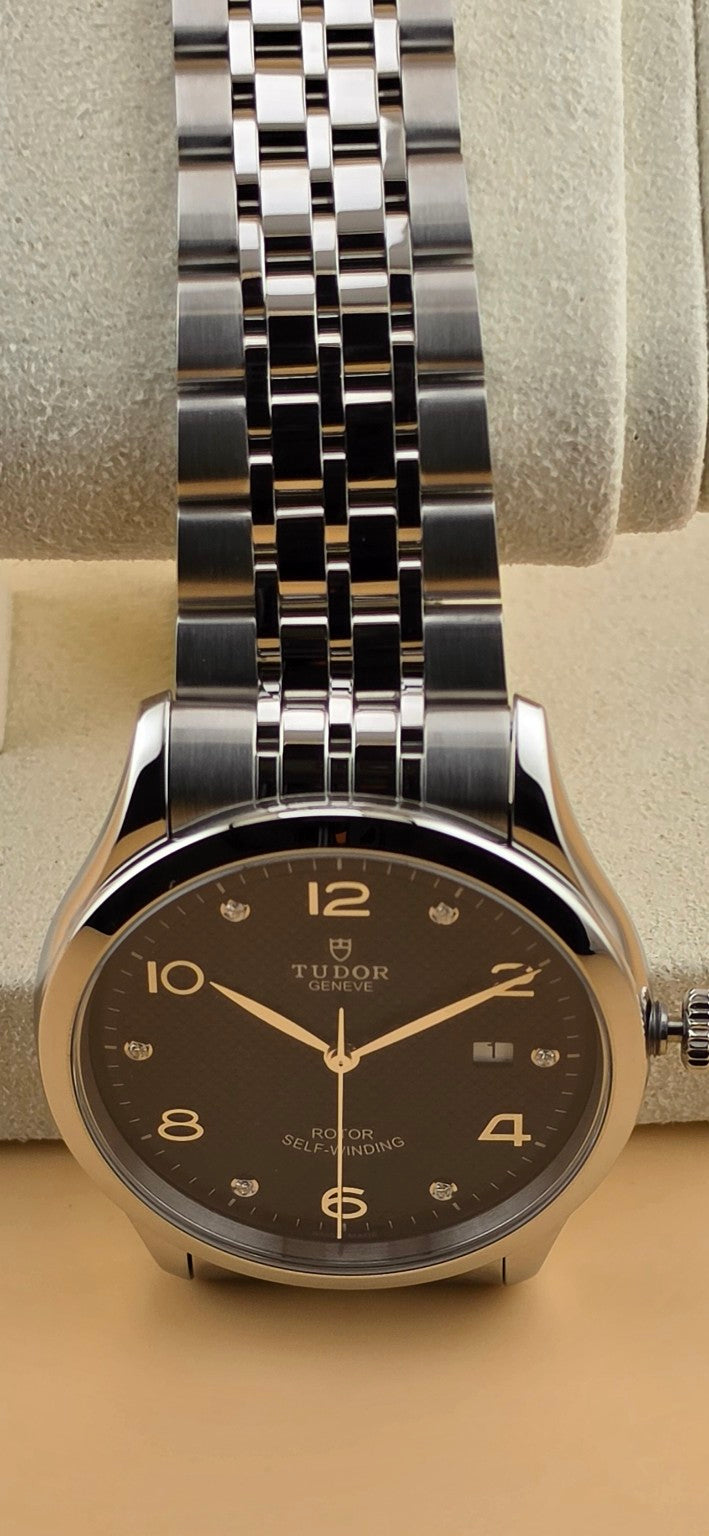 Tudor 1926 reference 91842 black diamond dial and bracelet
