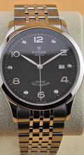 Tudor 1926 reference 91842 black diamond dial front view