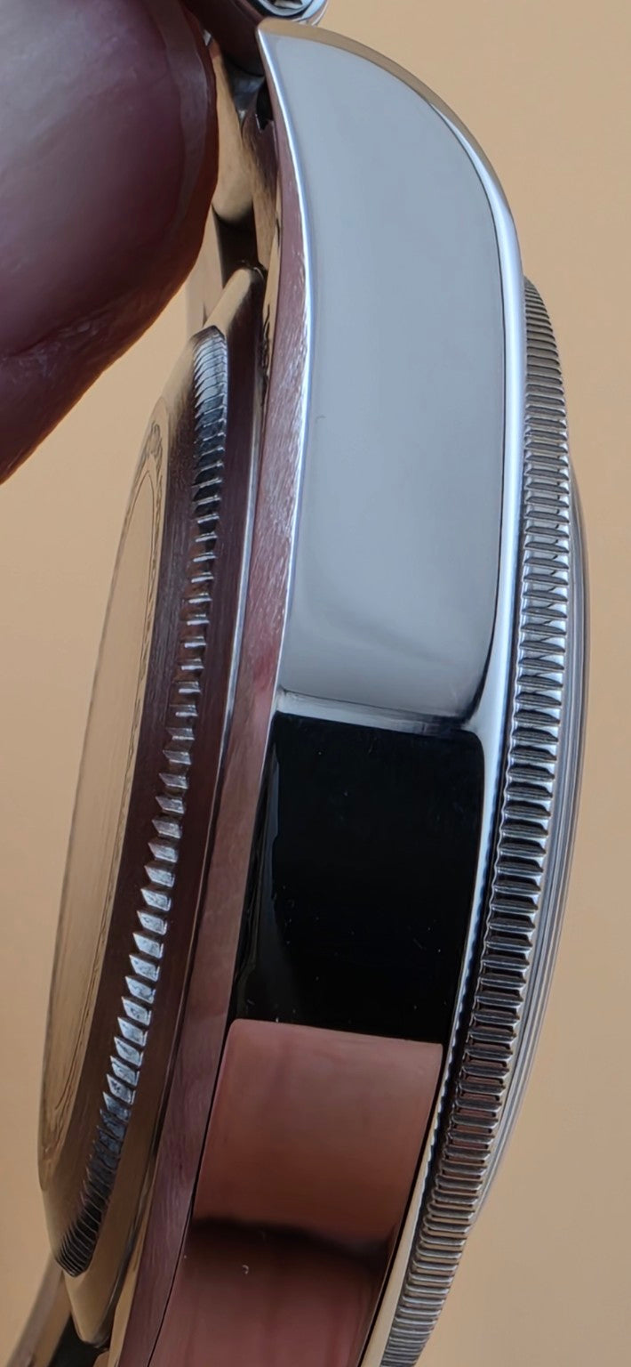 Tudor Black Bay GMT 79830RB case side and bezel teeth close-up